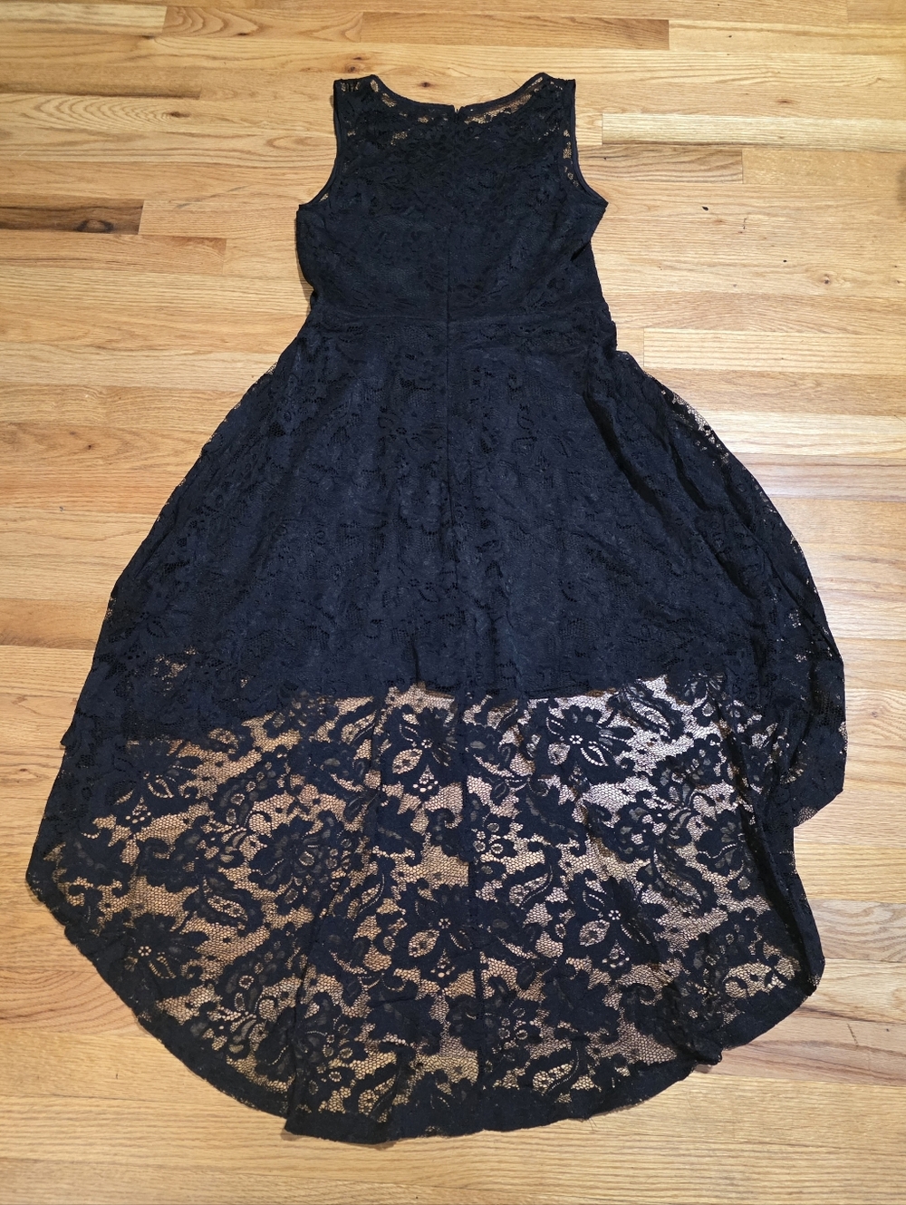 Maudress Elegant Black Lace High-Low Dress- Size XL - Picture 4 of 5